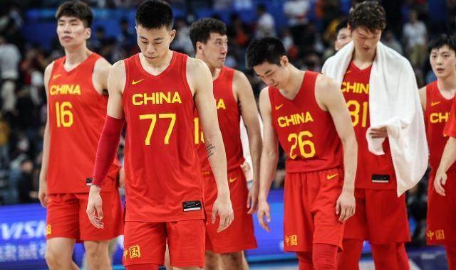 开云体育官网-呼吁：中国男篮立即废除国手免体测特权