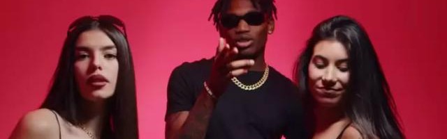 音乐比足球更能表达自己 莱昂变身歌手Way 45