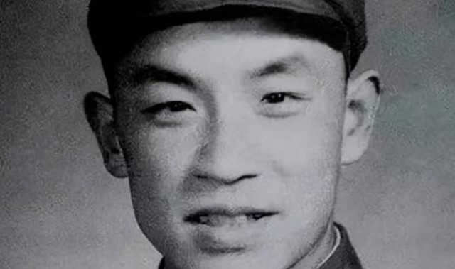 开云-1955年授衔，迟浩田自报“大尉”，中央不同意，最后得到什么军衔