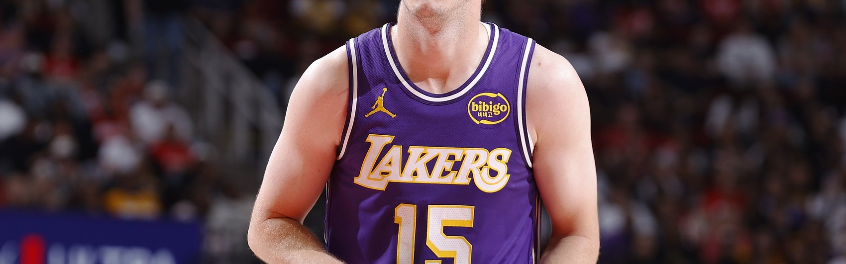 开云体育-👀追梦：里夫斯受伤让他躲过了季后赛硬仗 他的大合同稳了