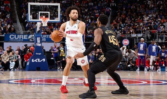 开云-坎宁安25+10米切尔空砍31分 活塞主场力克骑士2-0